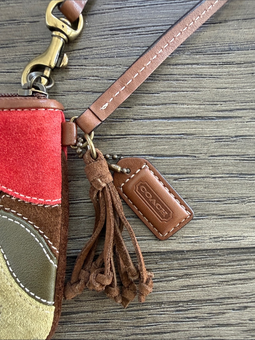 Coach Poppies for Peace 2004 ltd edition suede/leather patchwork wristlet - RARE - Picture 3 of 5